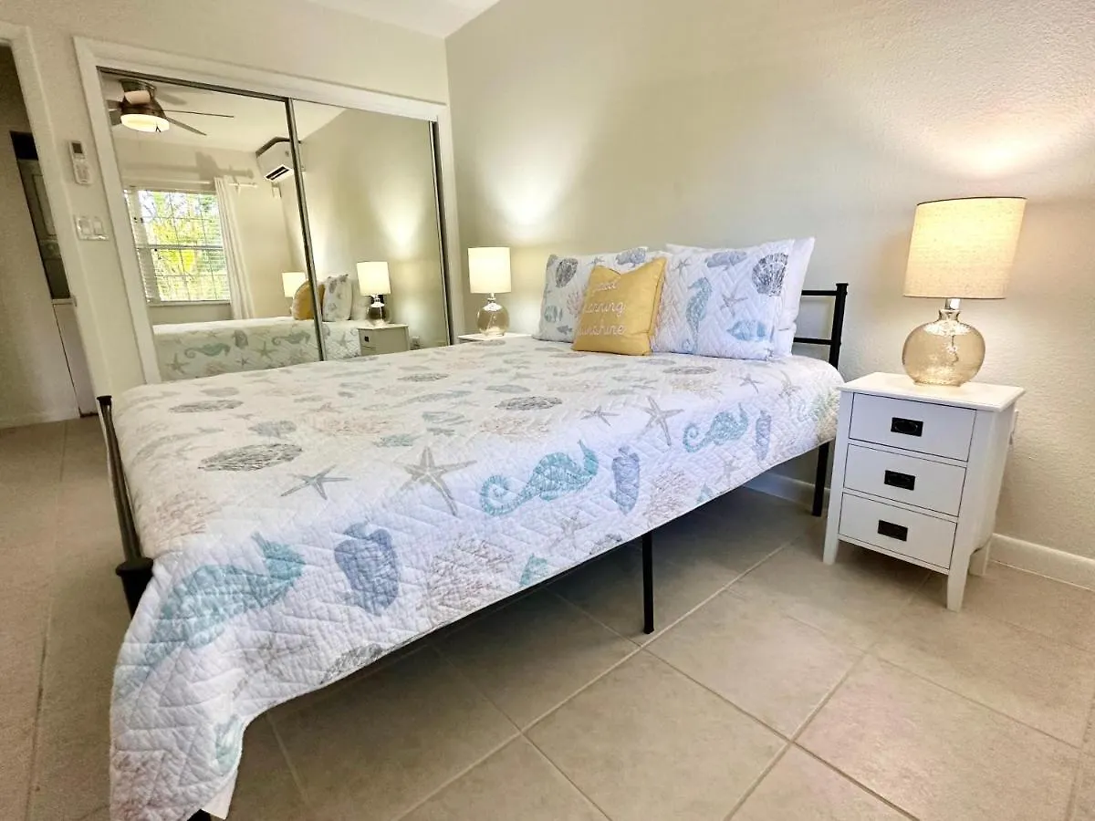 Σπίτι διακοπών Snug Harbour View Condo #5 Τζώρτζταουν Νησιά Καϋμάν